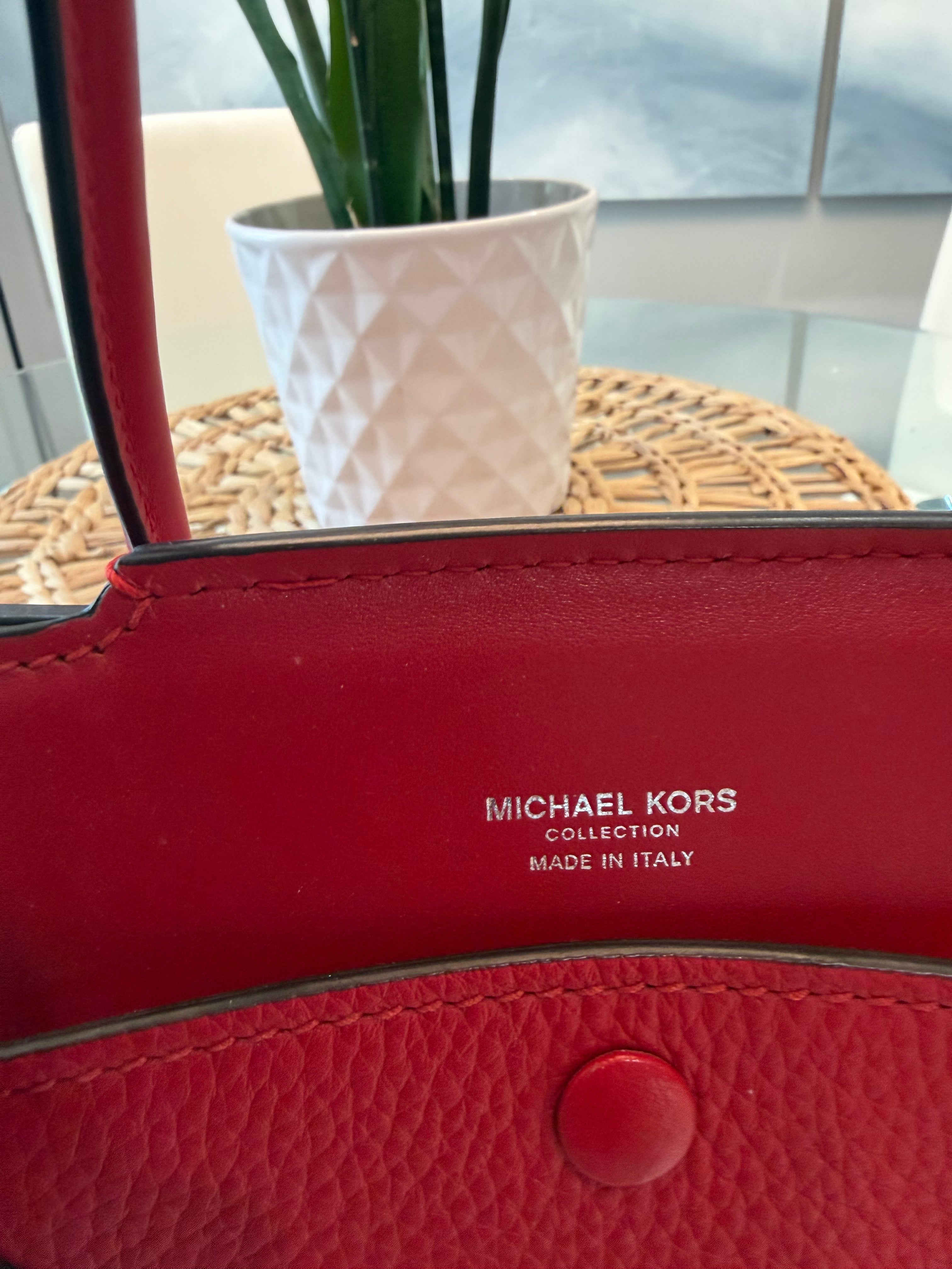 MK COLLECTION RED “BANCROFT” MED SATCHEL